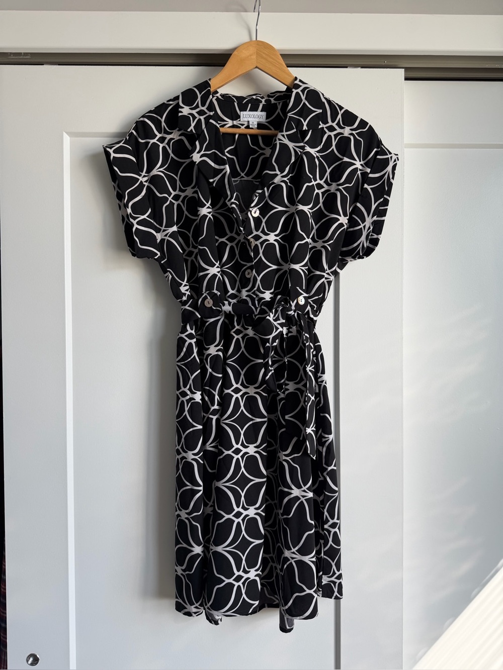 Luxolgy Black & White Geometric Dress